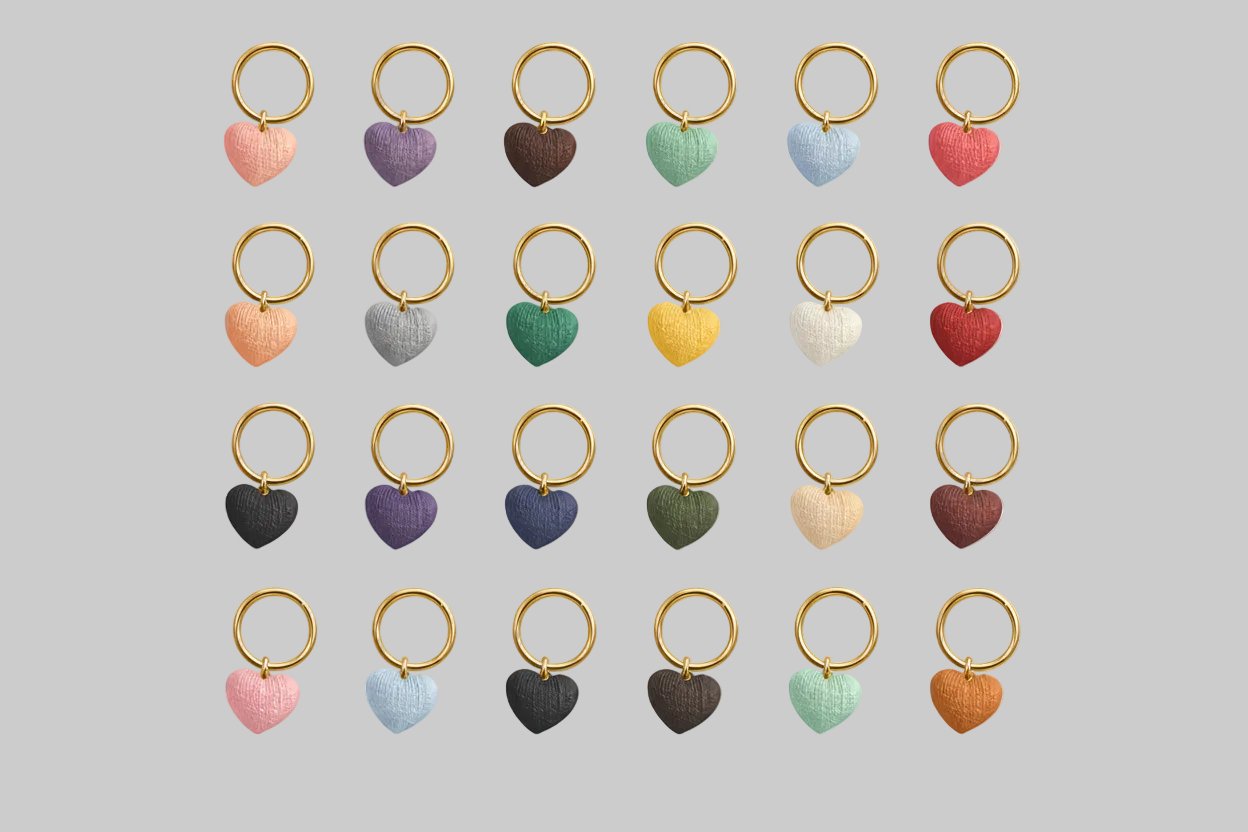 Soft Love Keychain – Minimalist Heart Keychain for Bags & Keys